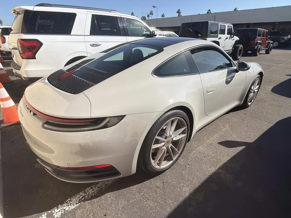 2021 Porsche 992 Carrera - Image 4 of 7
