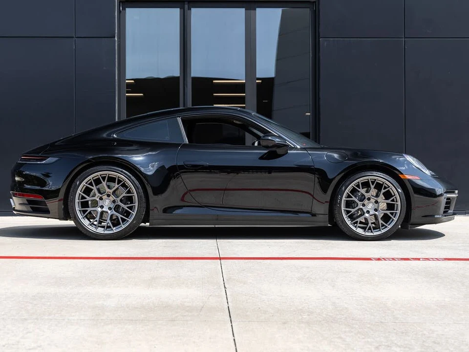 2021 Porsche 992 Carrera - Image 12 of 31