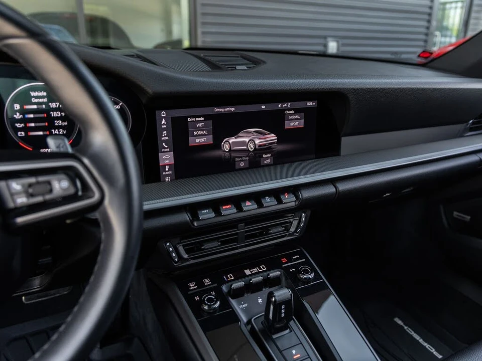 2021 Porsche 992 Carrera - Image 29 of 31