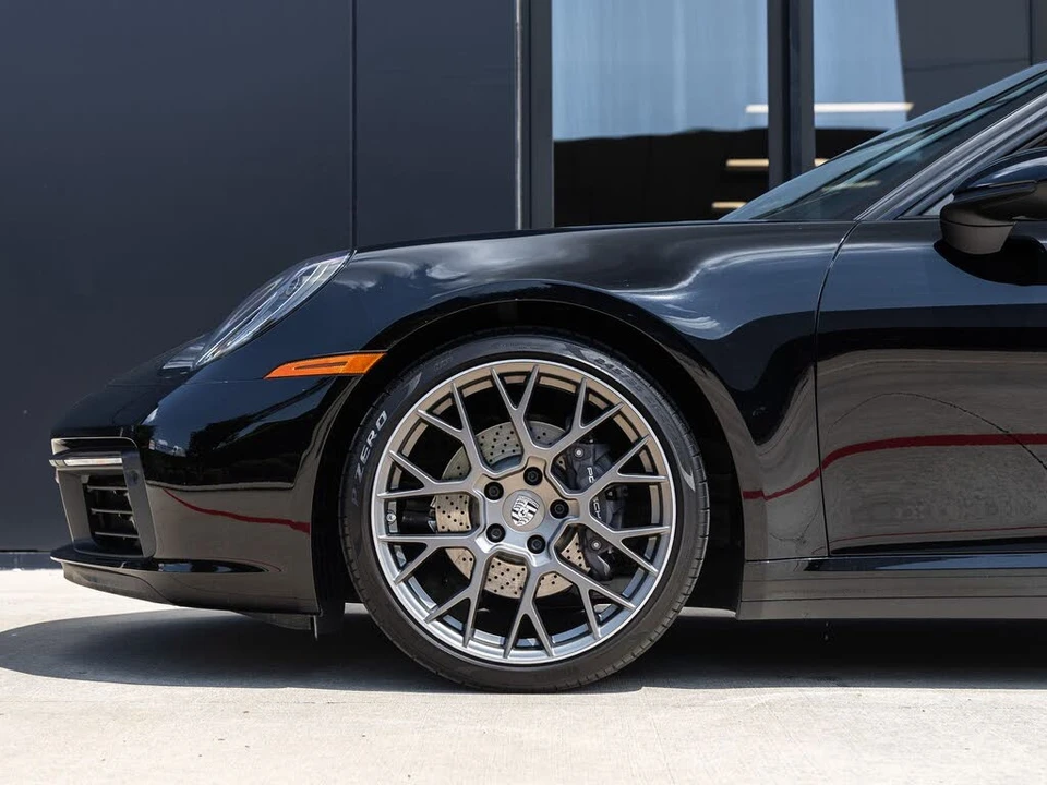 2021 Porsche 992 Carrera - Image 13 of 31