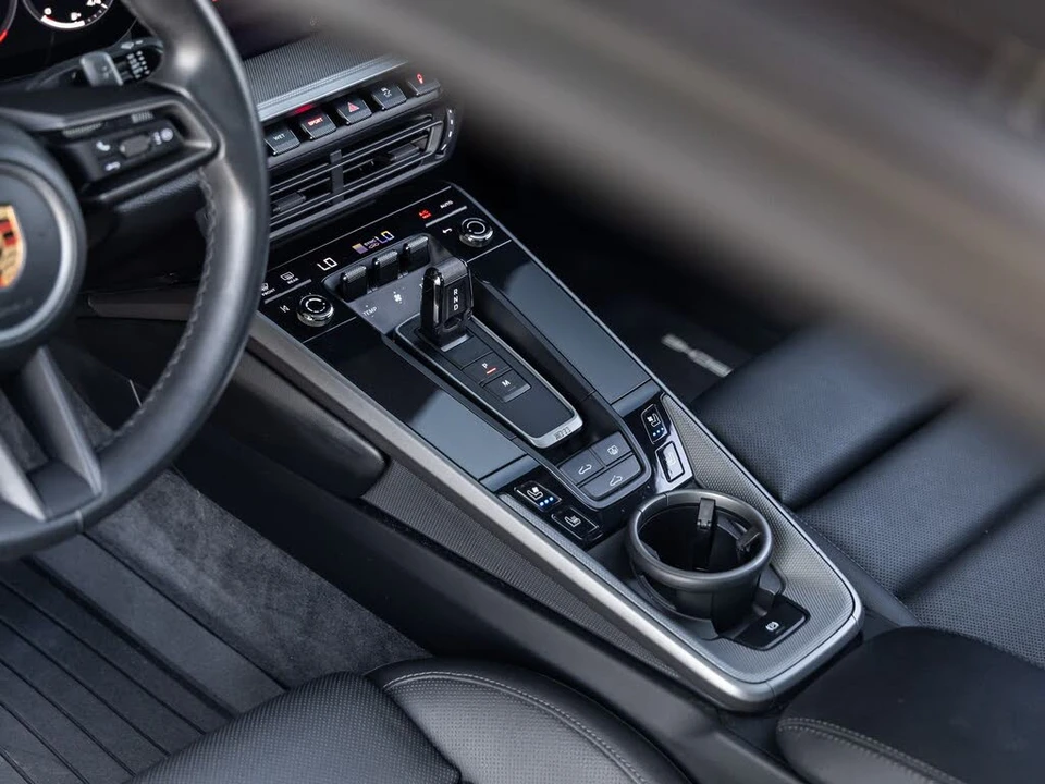 2021 Porsche 992 Carrera - Image 26 of 31