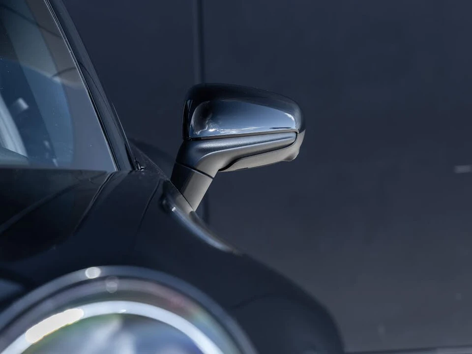 2021 Porsche 992 Carrera - Image 17 of 31