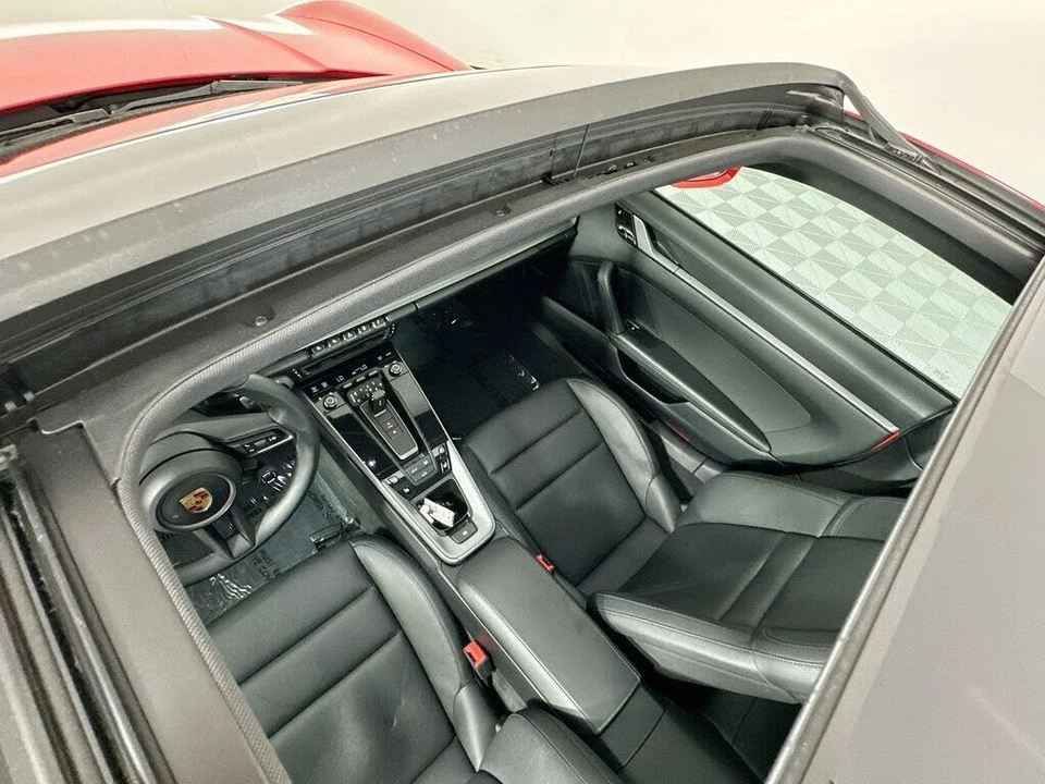2021 Porsche 992 Carrera - Image 14 of 31