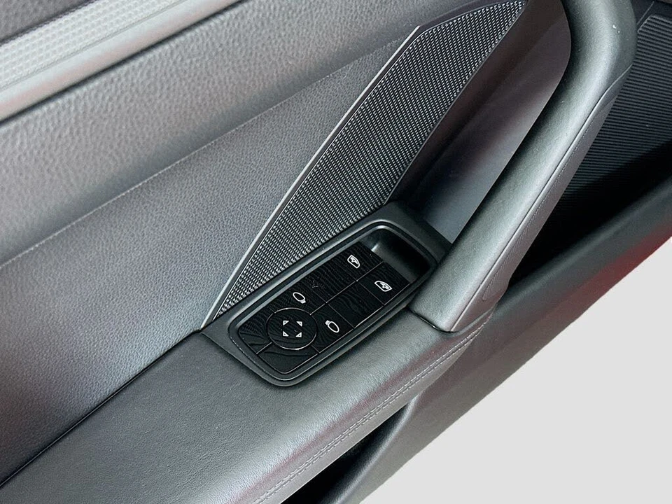 2021 Porsche 992 Carrera - Image 20 of 31