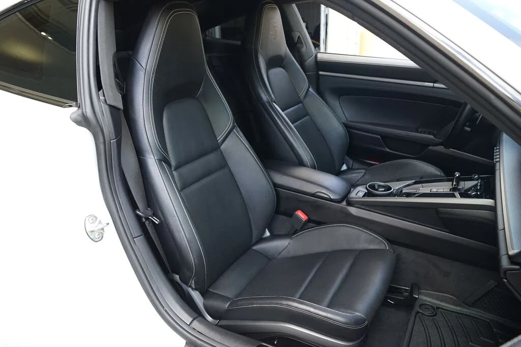 2021 Porsche 992 Carrera - Image 10 of 31