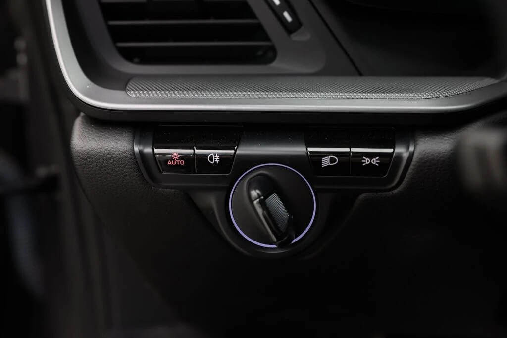 2021 Porsche 992 Carrera - Image 27 of 31