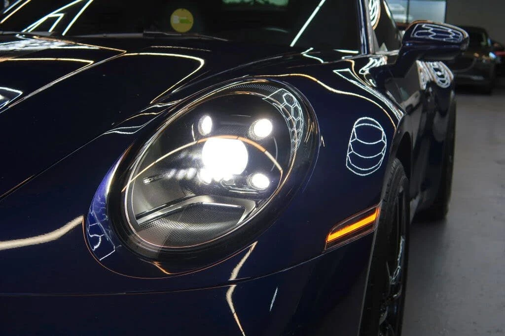 2021 Porsche 992 Carrera - Image 9 of 24