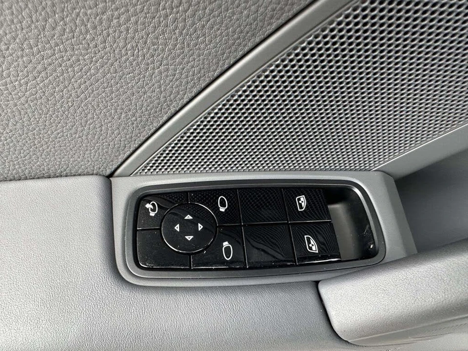 2021 Porsche 992 Carrera - Image 15 of 31