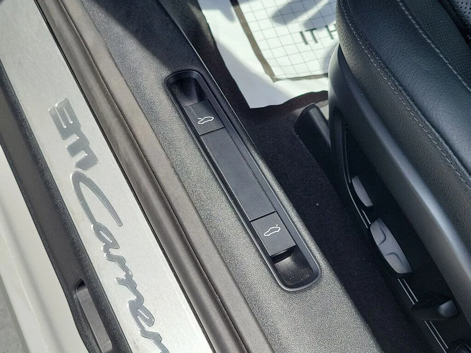 2021 Porsche 992 Carrera - Image 14 of 30