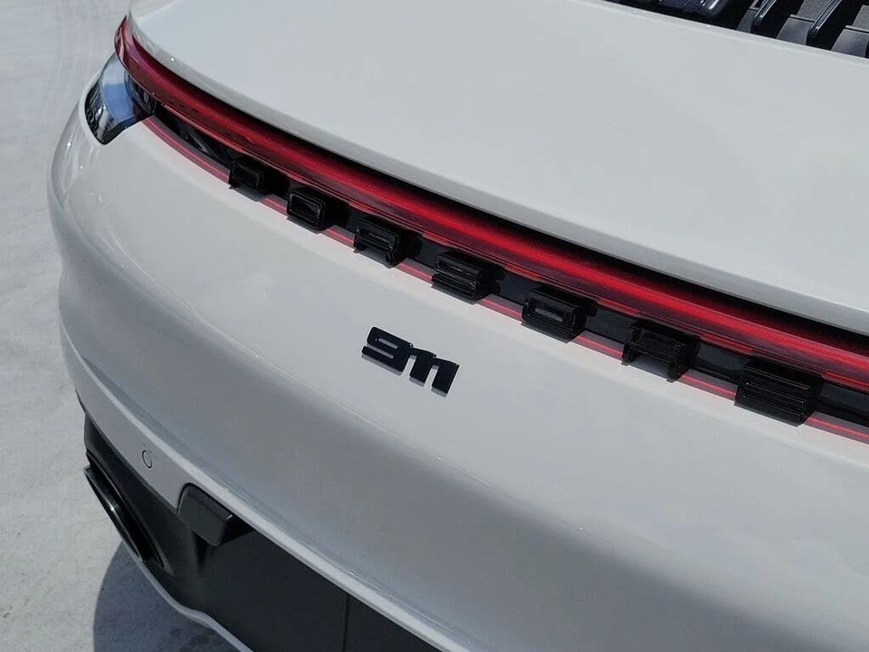 2021 Porsche 992 Carrera - Image 8 of 30