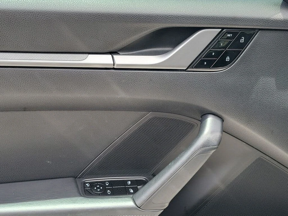 2021 Porsche 992 Carrera - Image 12 of 30