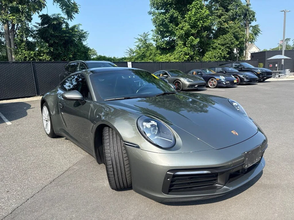 2021 Porsche 992 Carrera - Image 2 of 8