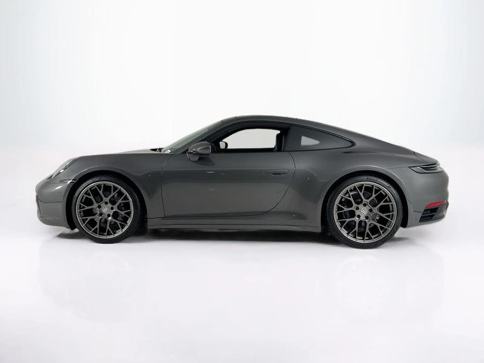 2021 Porsche 992 Carrera - Image 2 of 31