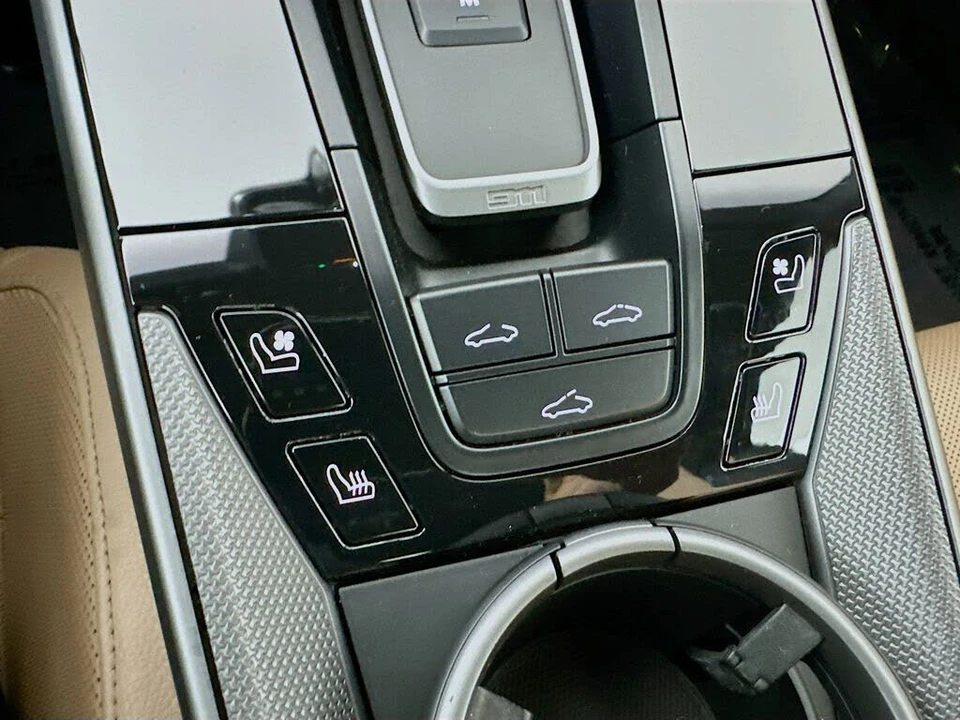 2021 Porsche 992 Carrera - Image 23 of 31