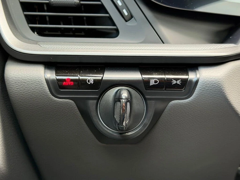2021 Porsche 992 Carrera - Image 27 of 31