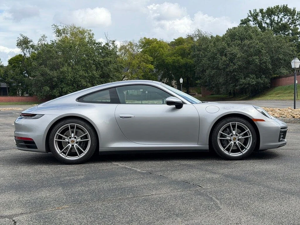 2021 Porsche 992 Carrera - Image 9 of 31
