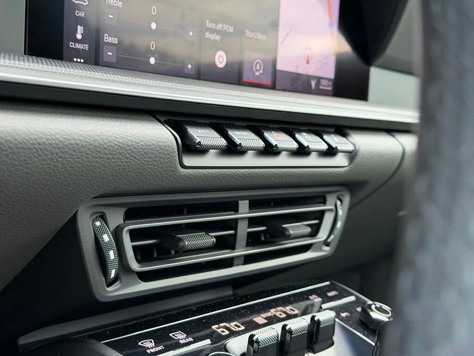 2021 Porsche 992 Carrera - Image 30 of 31