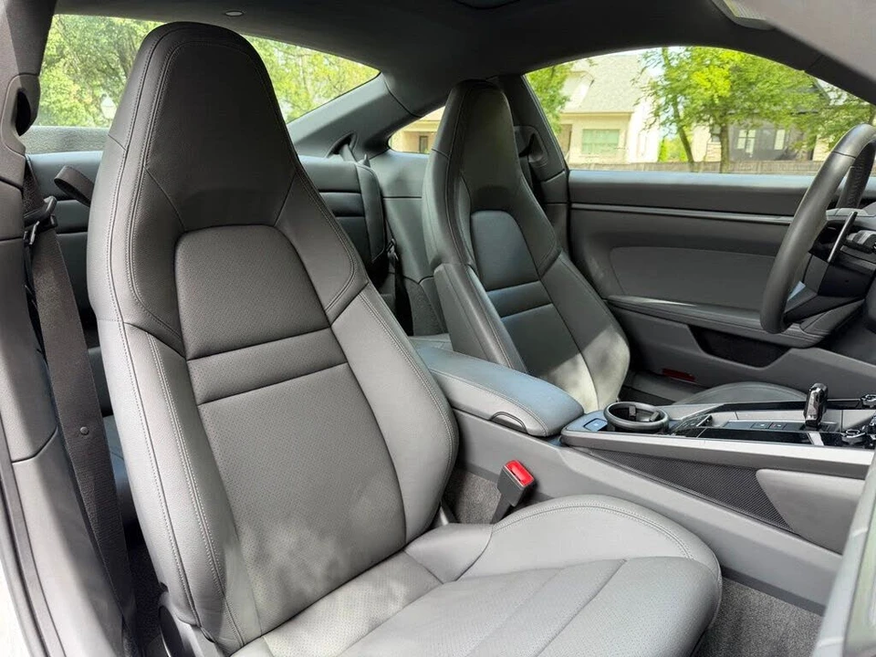 2021 Porsche 992 Carrera - Image 17 of 31