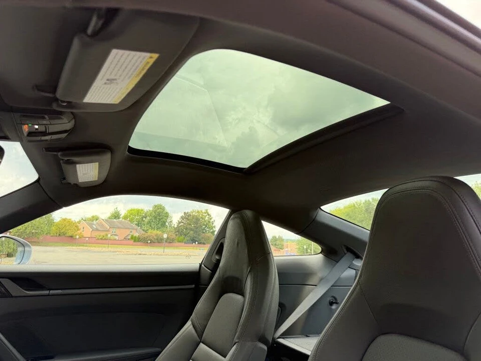 2021 Porsche 992 Carrera - Image 26 of 31