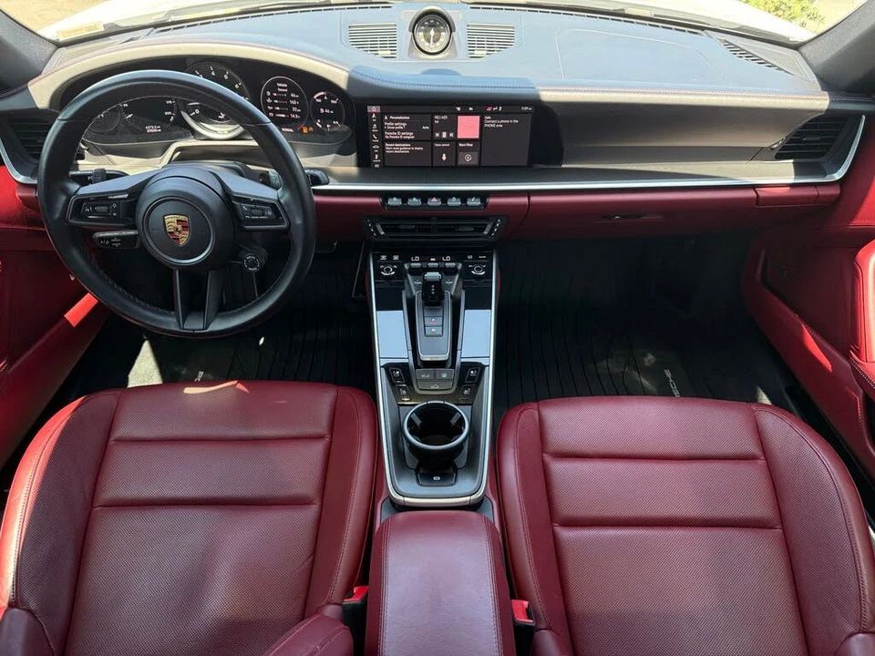 2021 Porsche 992 Carrera - Image 13 of 31