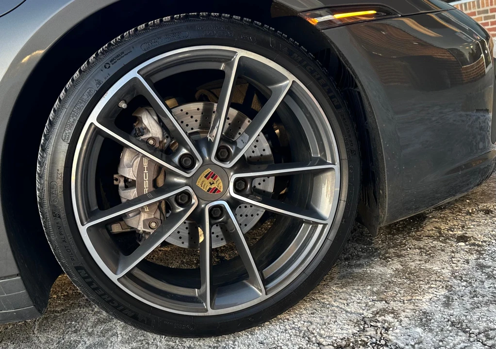 2021 Porsche 992 Carrera - Image 28 of 31