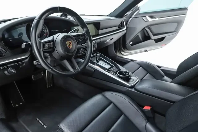 2021 Porsche 992 Carrera - Image 4 of 6