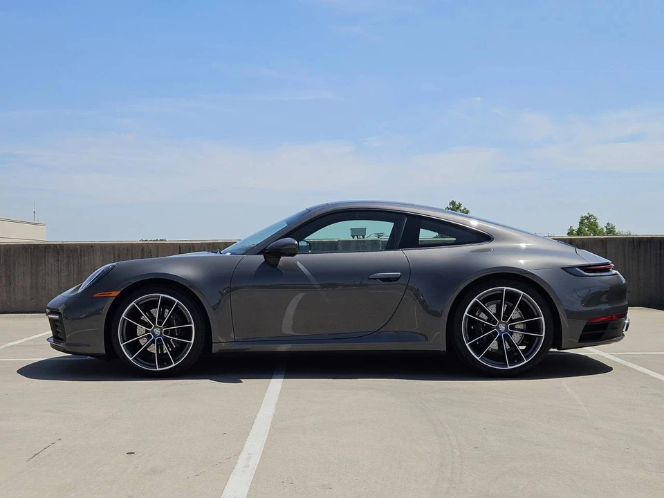 2021 Porsche 992 Carrera - Image 2 of 5