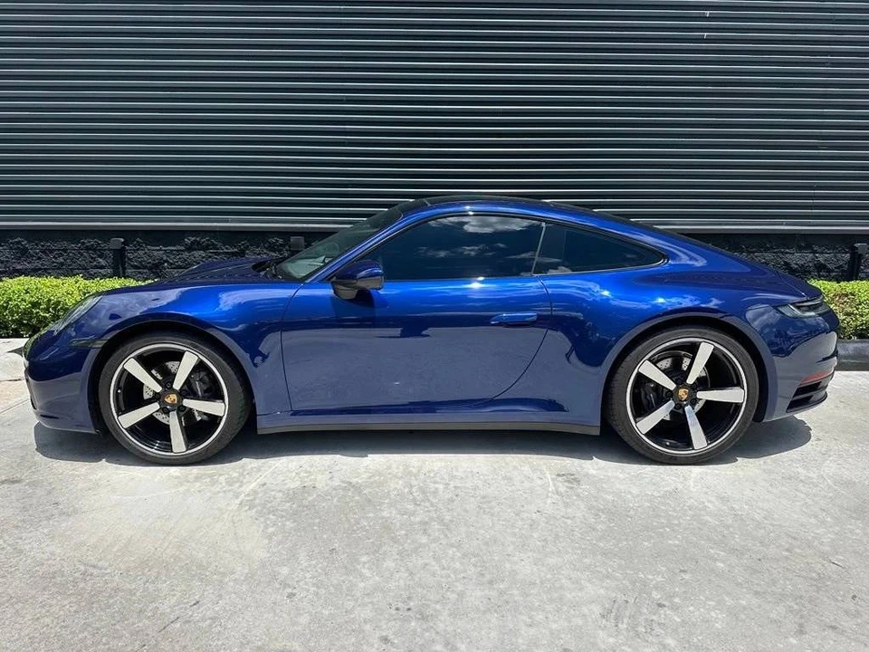 2021 Porsche 992 Carrera - Image 2 of 5