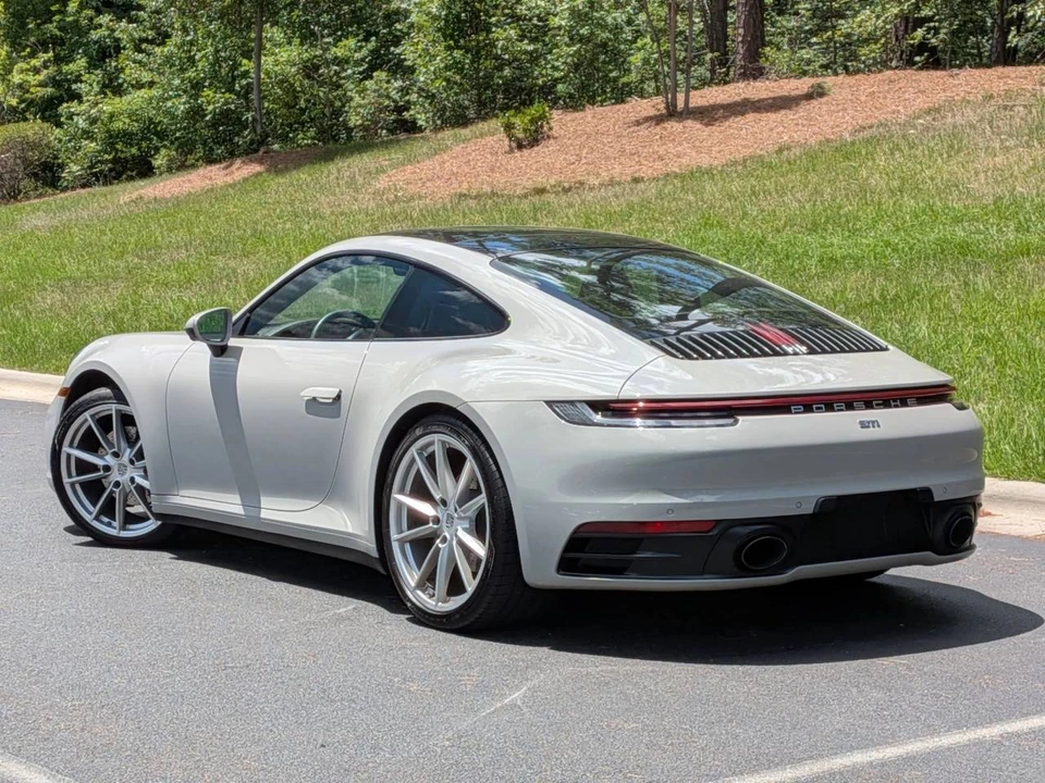 2021 Porsche 992 Carrera - Image 3 of 5