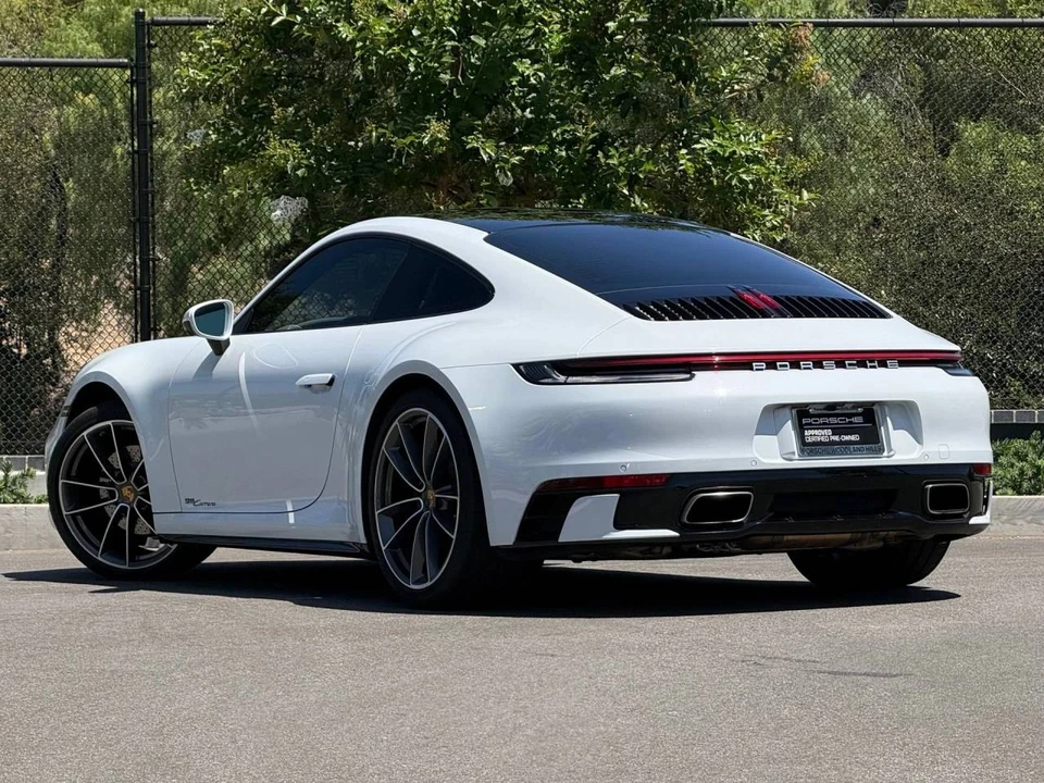 2021 Porsche 992 Carrera - Image 3 of 5