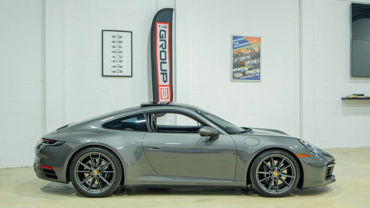 2021 Porsche 992 Carrera S - Image 10 of 31