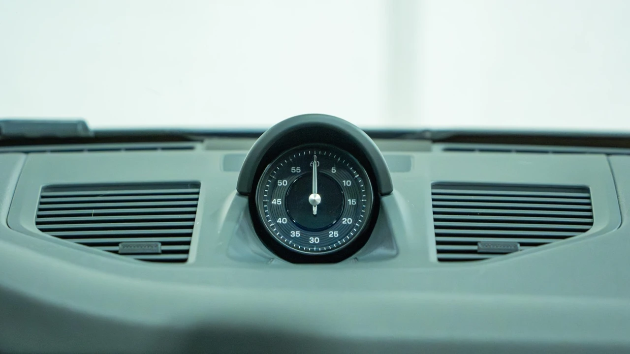 2021 Porsche 992 Carrera S - Image 26 of 31