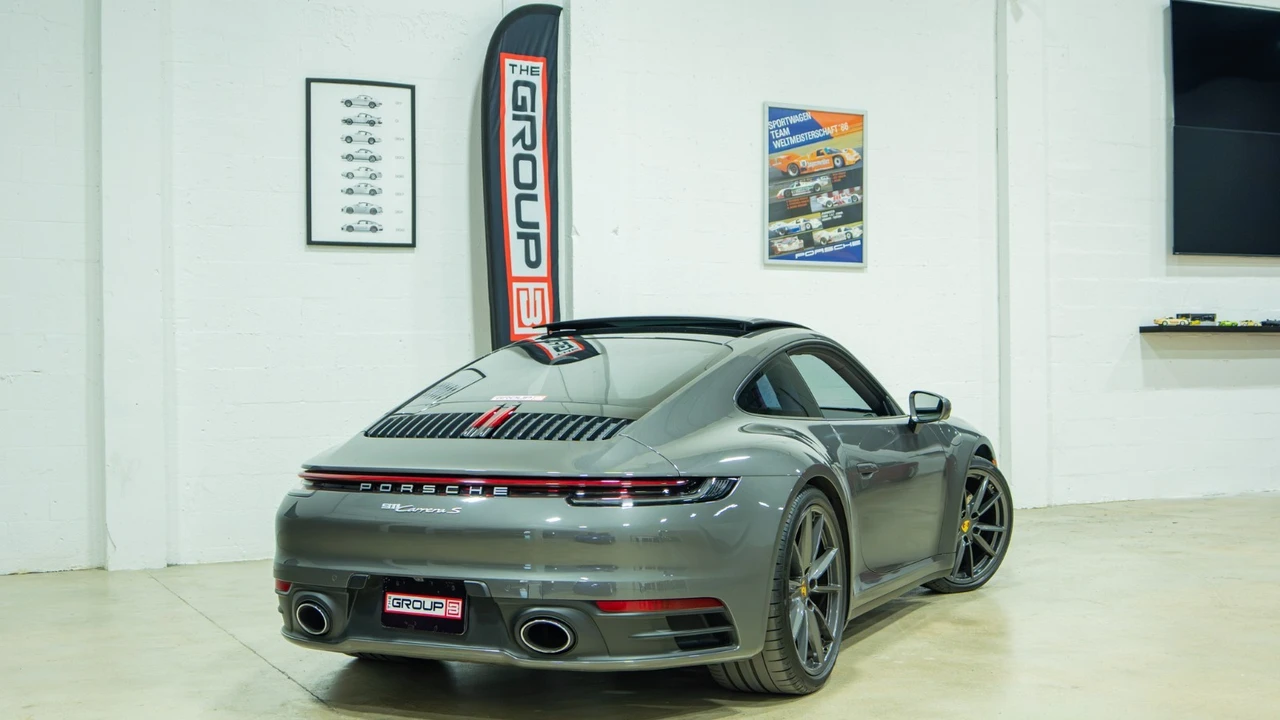 2021 Porsche 992 Carrera S - Image 9 of 31