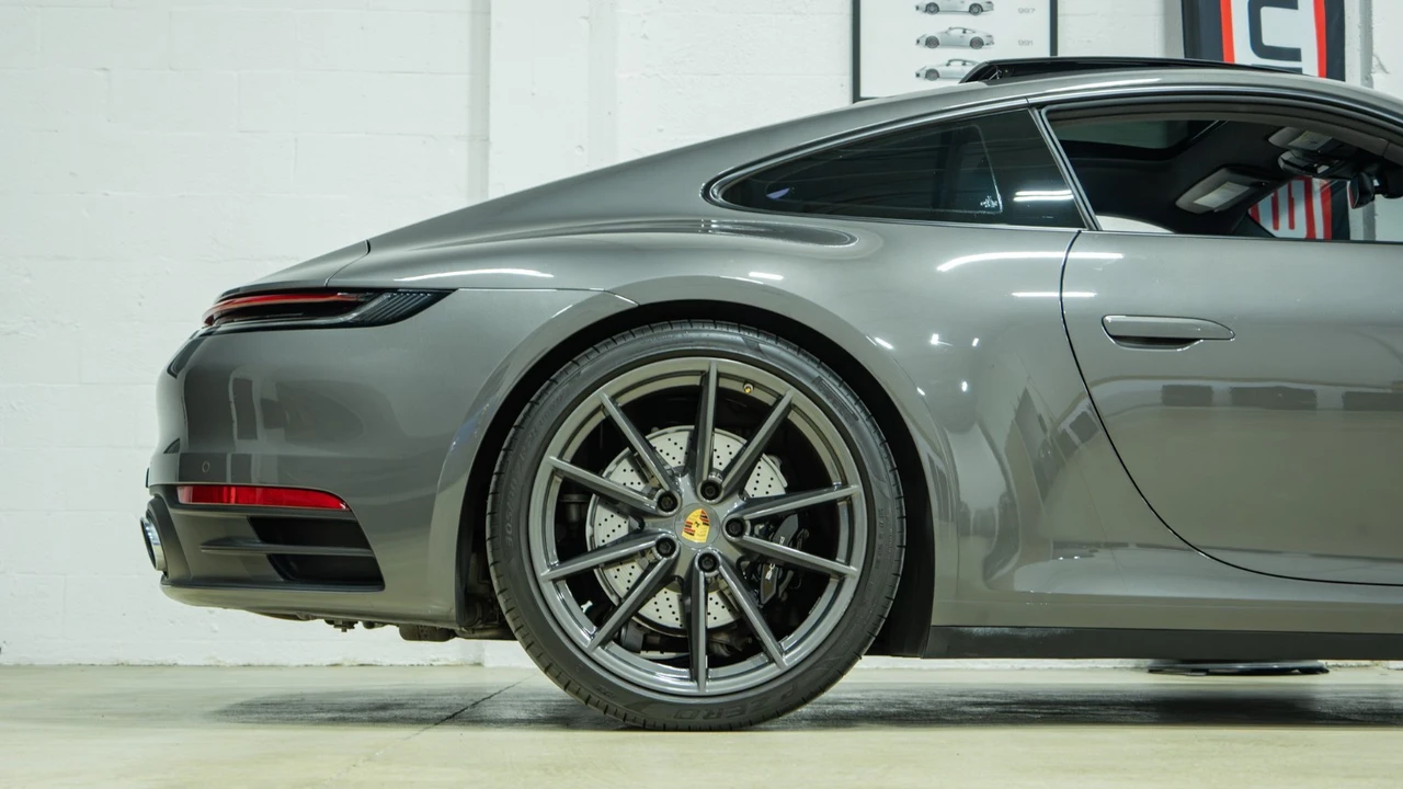 2021 Porsche 992 Carrera S - Image 11 of 31