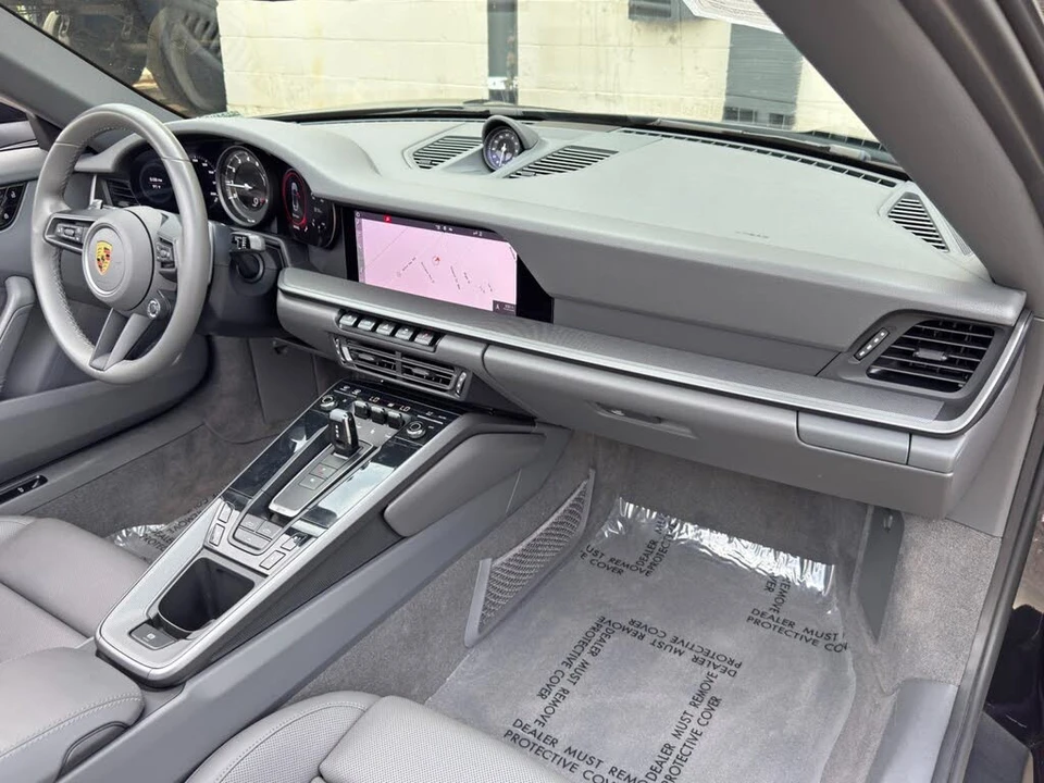2021 Porsche 992 Carrera S - Image 12 of 31