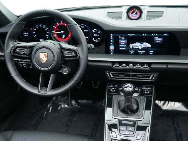 2021 Porsche 992 Carrera S - Image 12 of 31