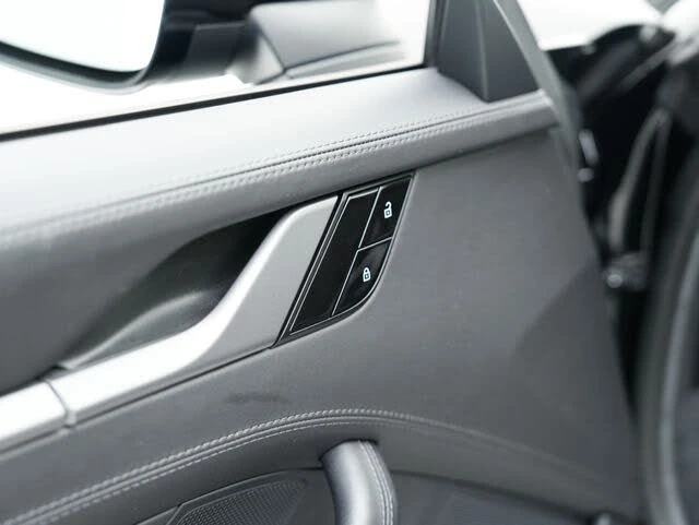 2021 Porsche 992 Carrera S - Image 7 of 31