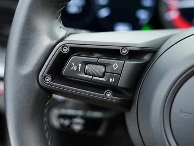 2021 Porsche 992 Carrera S - Image 13 of 31