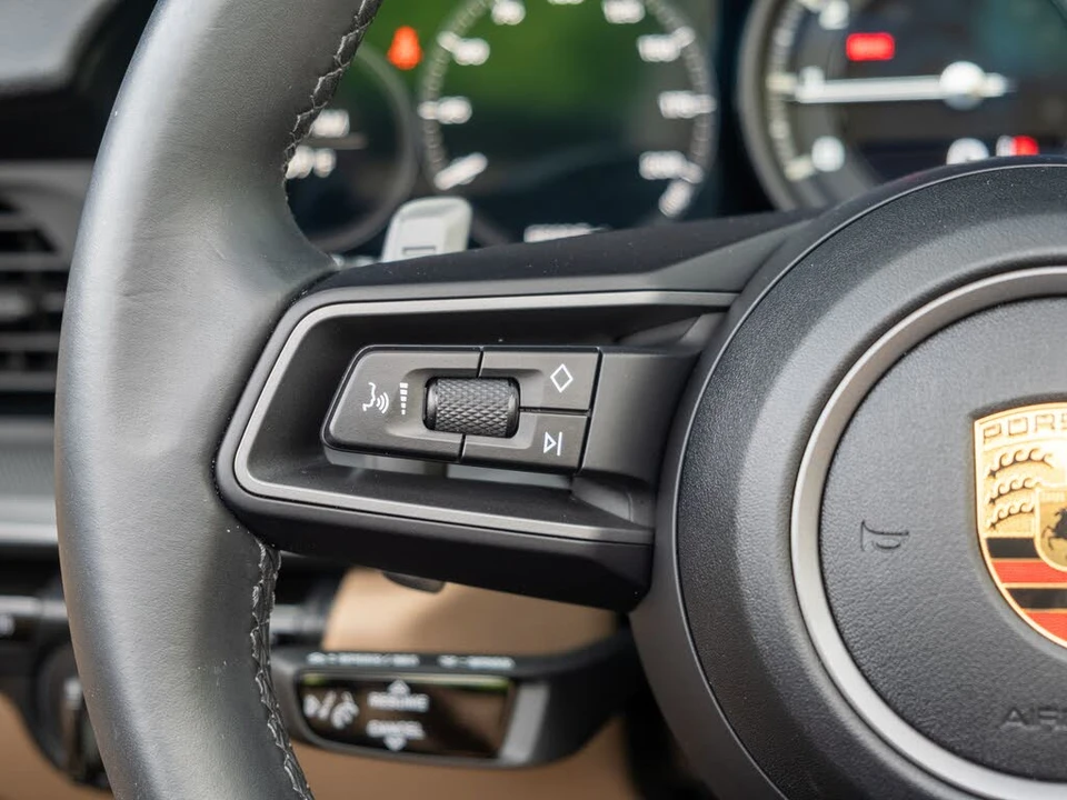 2021 Porsche 992 Carrera S - Image 25 of 31