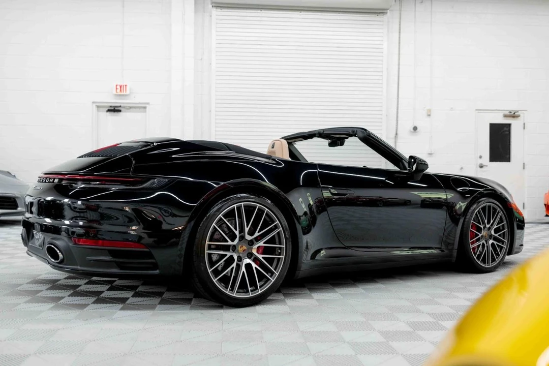 2021 Porsche 992 Carrera S - Image 12 of 31