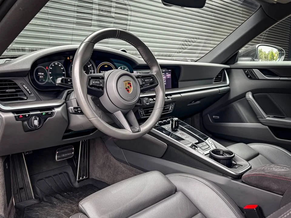 2021 Porsche 992 Carrera S - Image 11 of 16