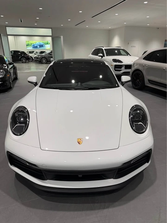 2021 Porsche 992 Carrera S - Image 10 of 15