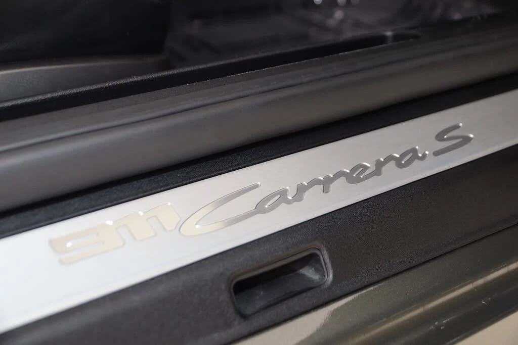 2021 Porsche 992 Carrera S - Image 18 of 31