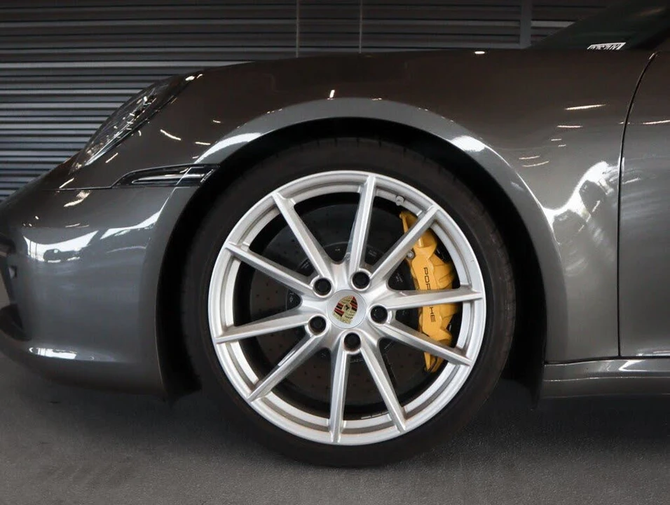 2021 Porsche 992 Carrera S - Image 13 of 31