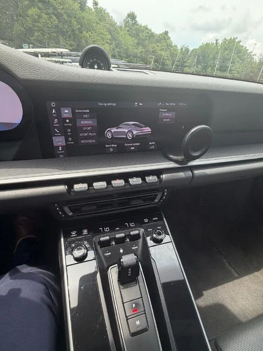 2021 Porsche 992 Carrera S - Image 29 of 31