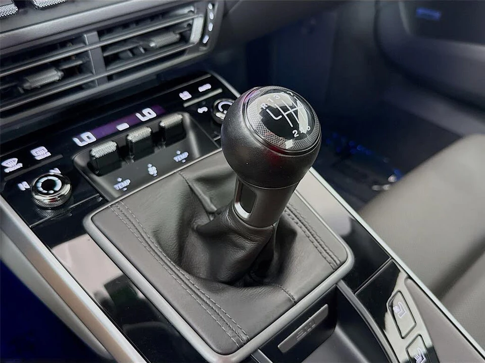 2021 Porsche 992 Carrera S - Image 14 of 31
