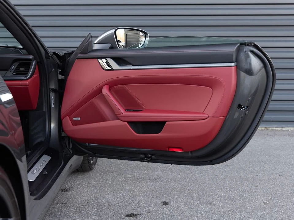 2021 Porsche 992 Carrera S - Image 27 of 31