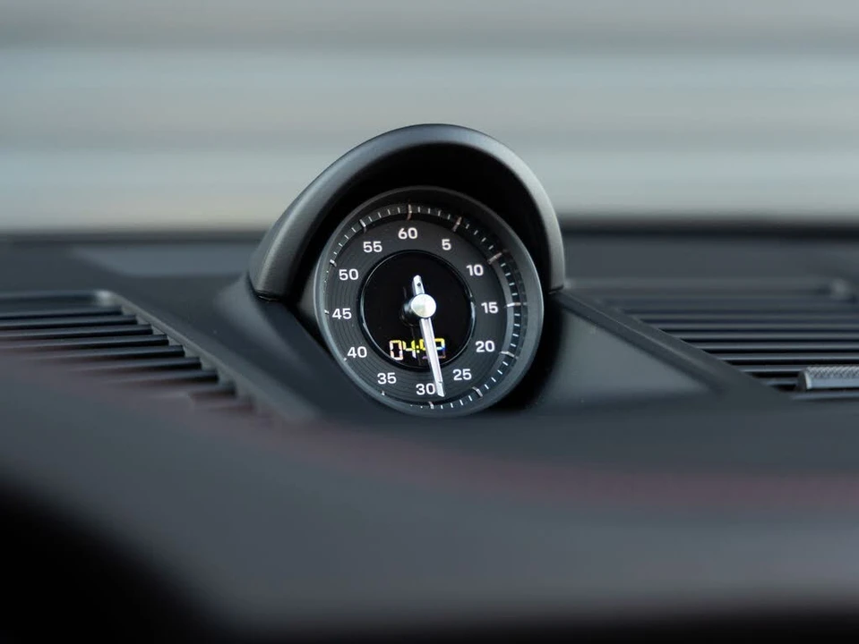 2021 Porsche 992 Carrera S - Image 16 of 31