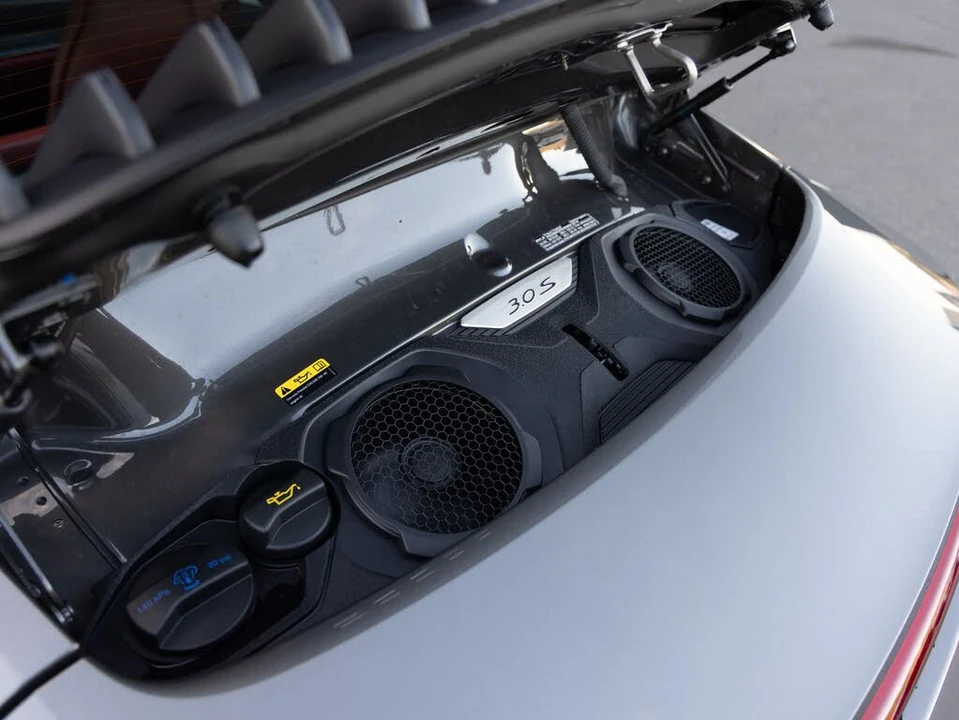 2021 Porsche 992 Carrera S - Image 25 of 31