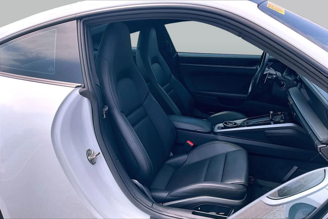2021 Porsche 992 Carrera S - Image 9 of 31